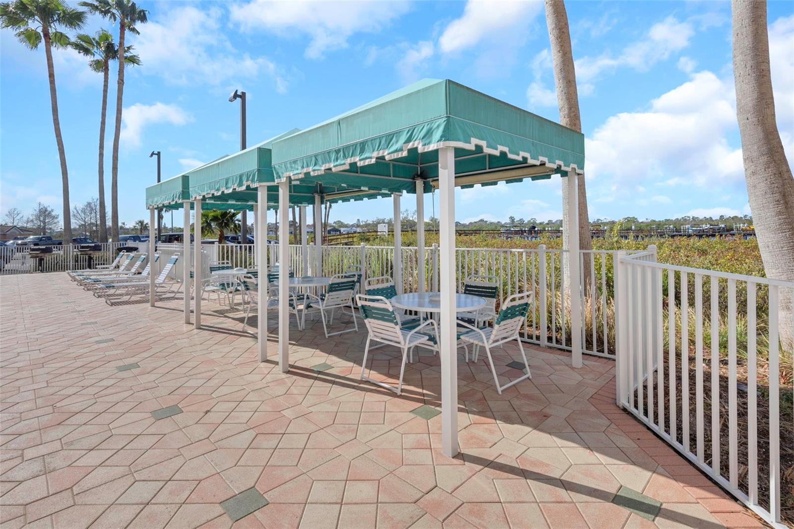 Image 33 of 53 For 4516 Seagull Drive 313