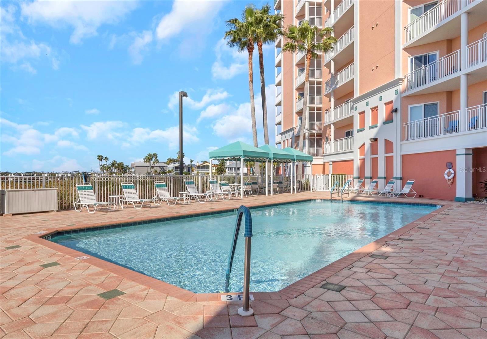 Image 35 of 53 For 4516 Seagull Drive 313