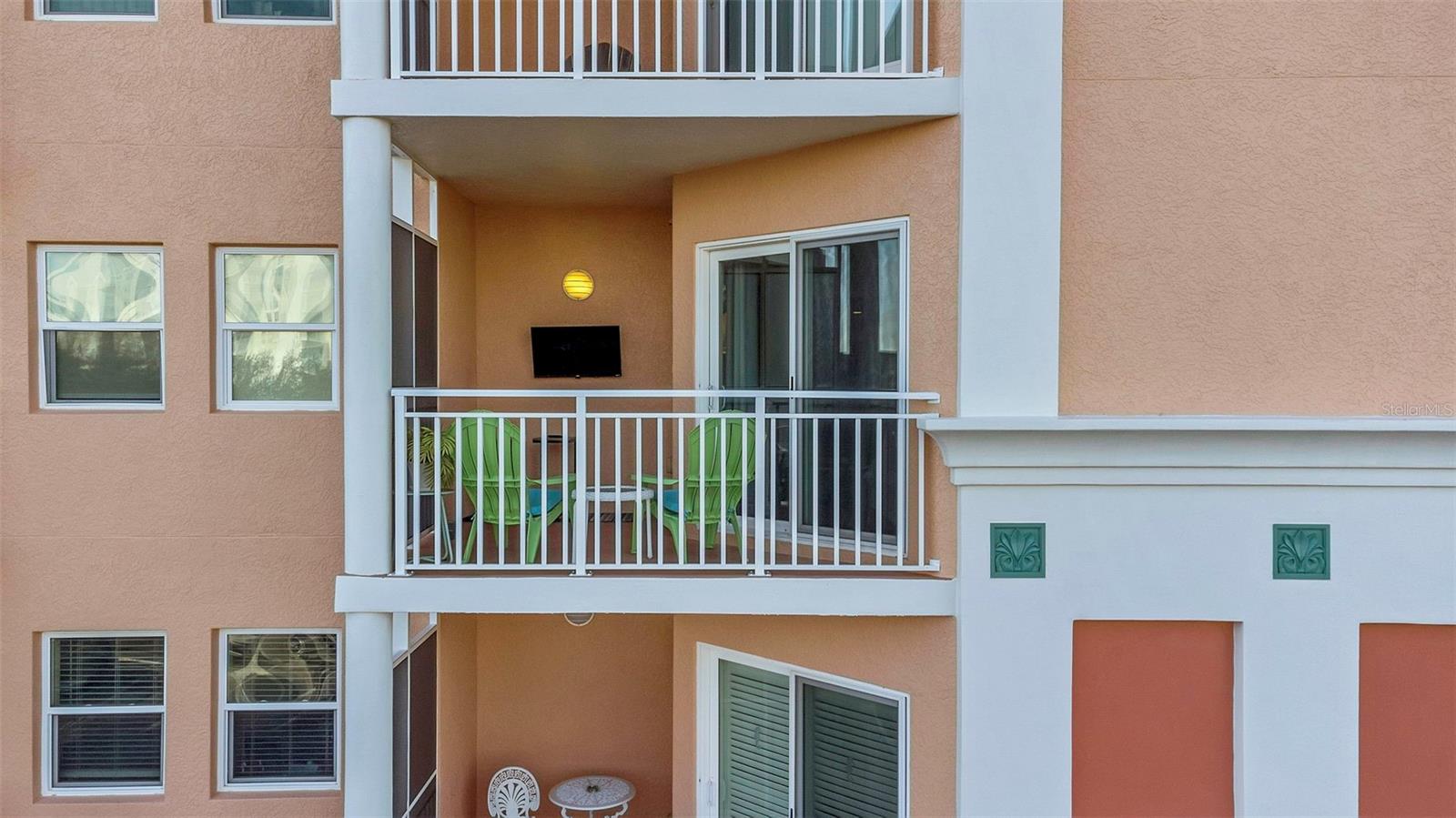 Image 37 of 53 For 4516 Seagull Drive 313