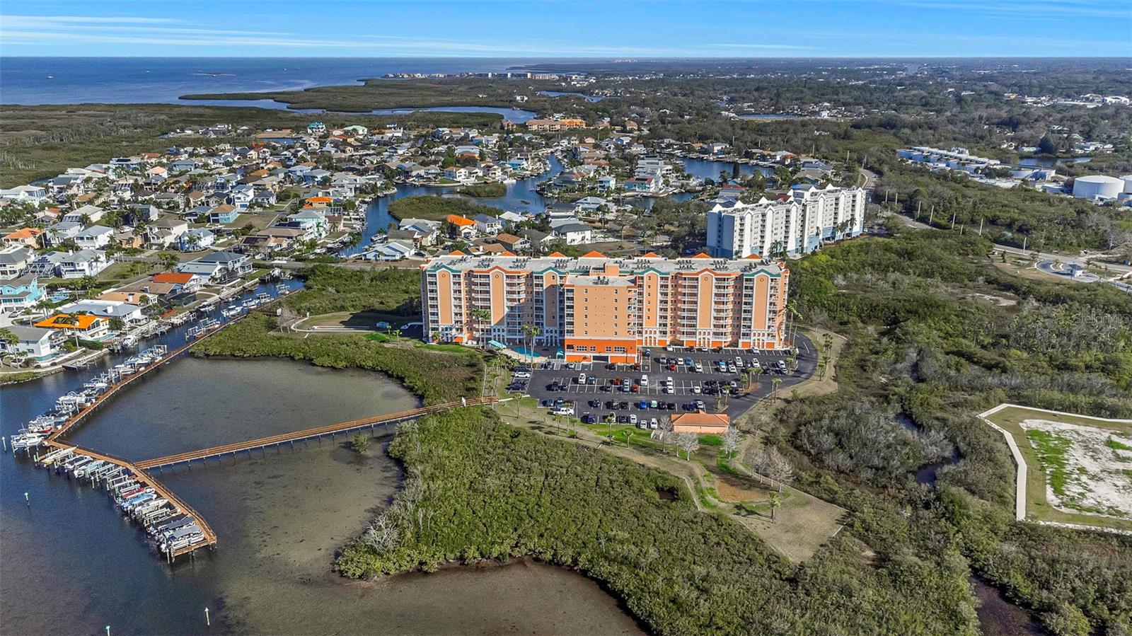 Image 43 of 53 For 4516 Seagull Drive 313