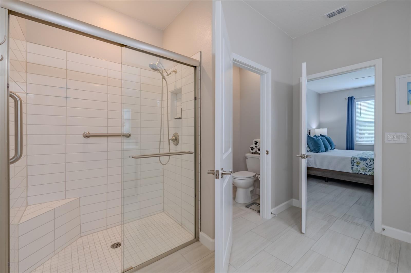 Image 28 of 56 For 10394 Tupper Cay Drive