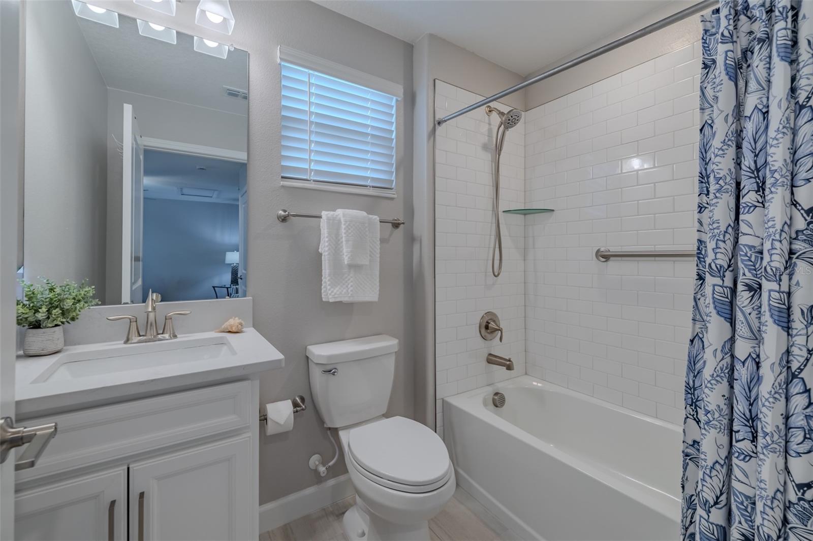 Image 41 of 56 For 10394 Tupper Cay Drive