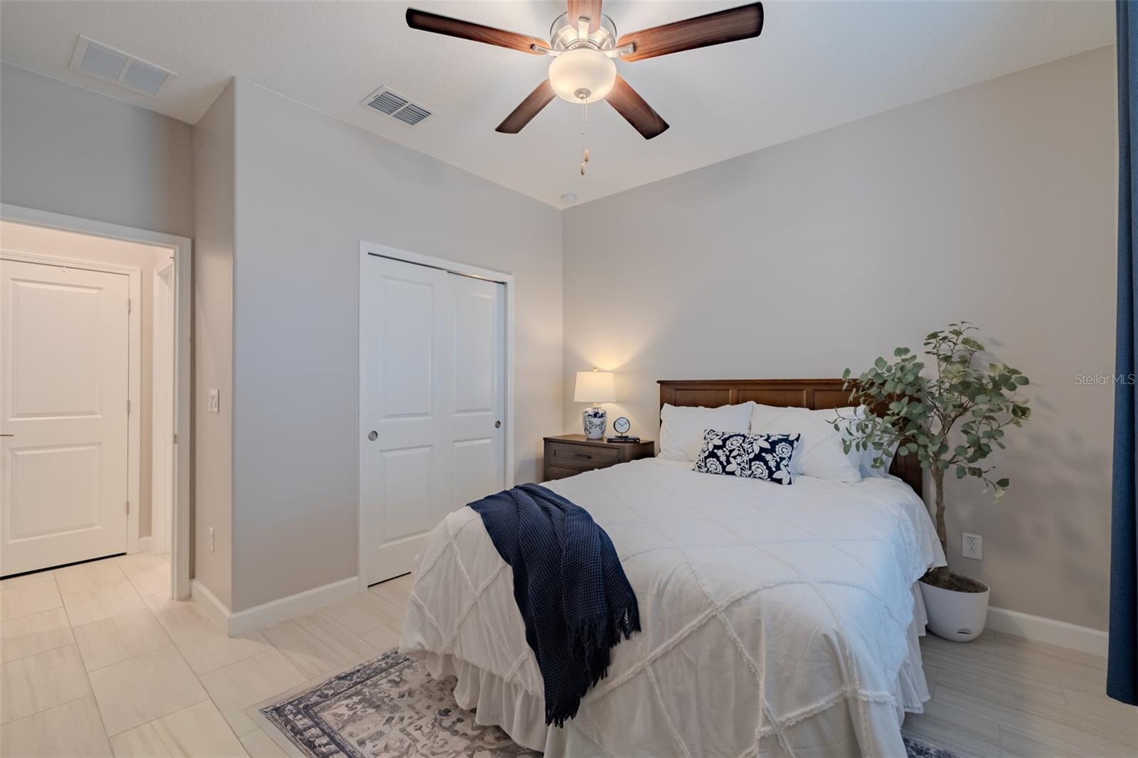 Image 7 of 56 For 10394 Tupper Cay Drive