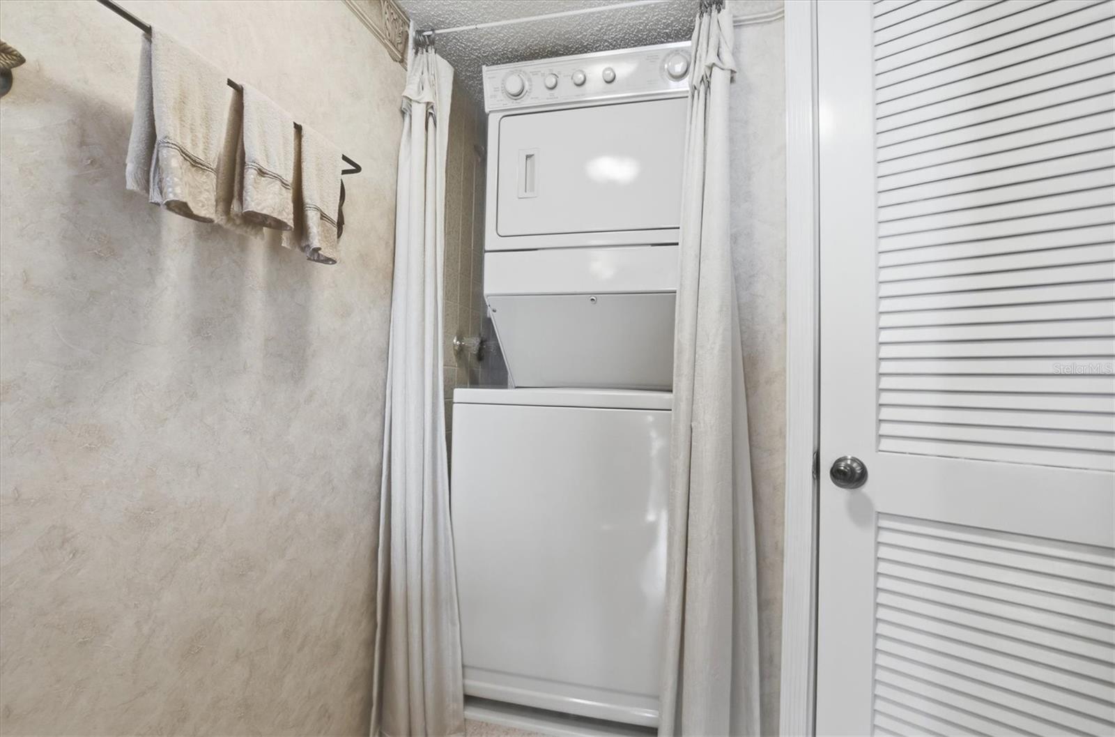 Image 39 of 99 For 6511 Driftwood Drive