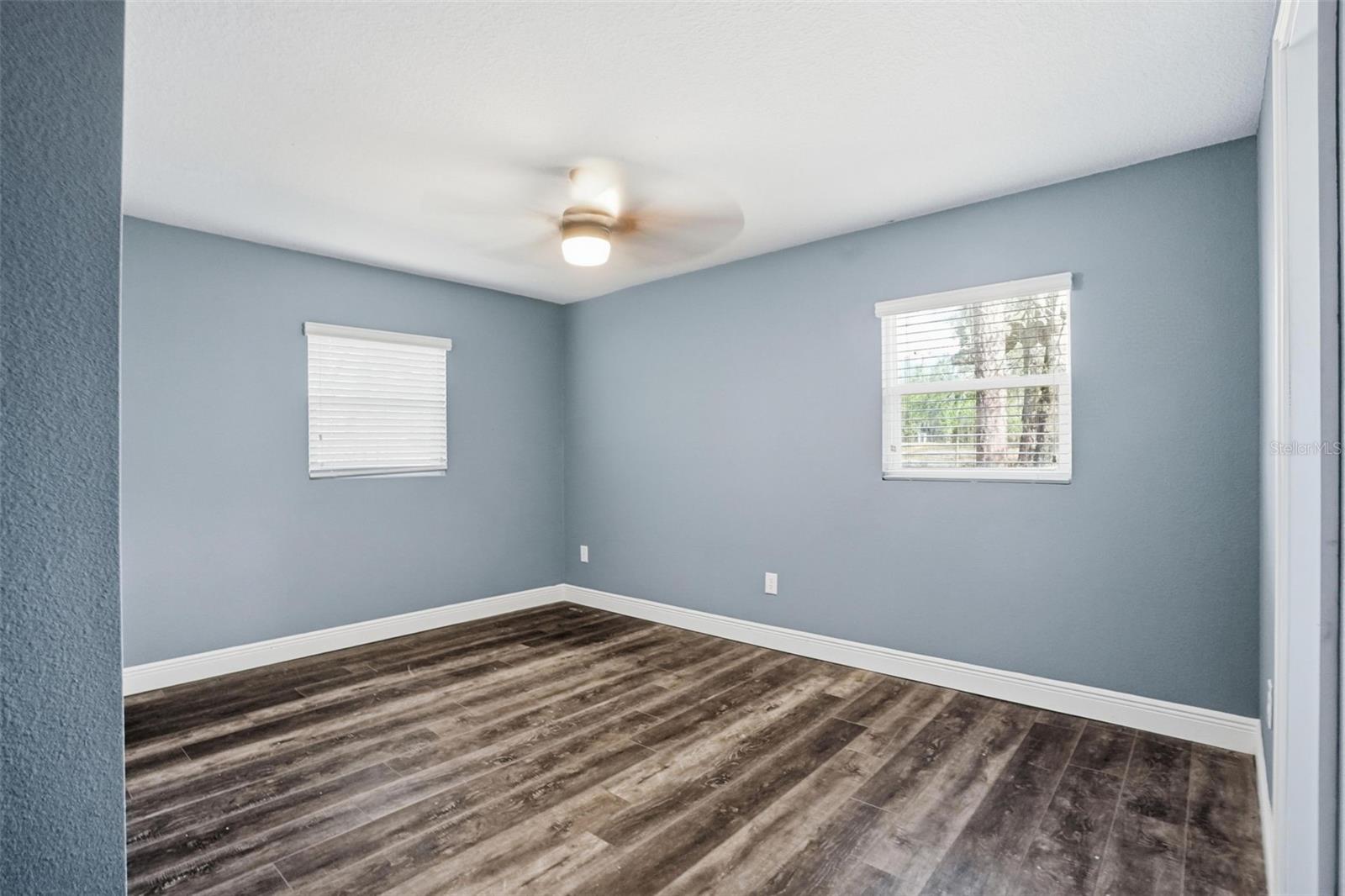 Image 17 of 35 For 16145 Snow Memorial Highway