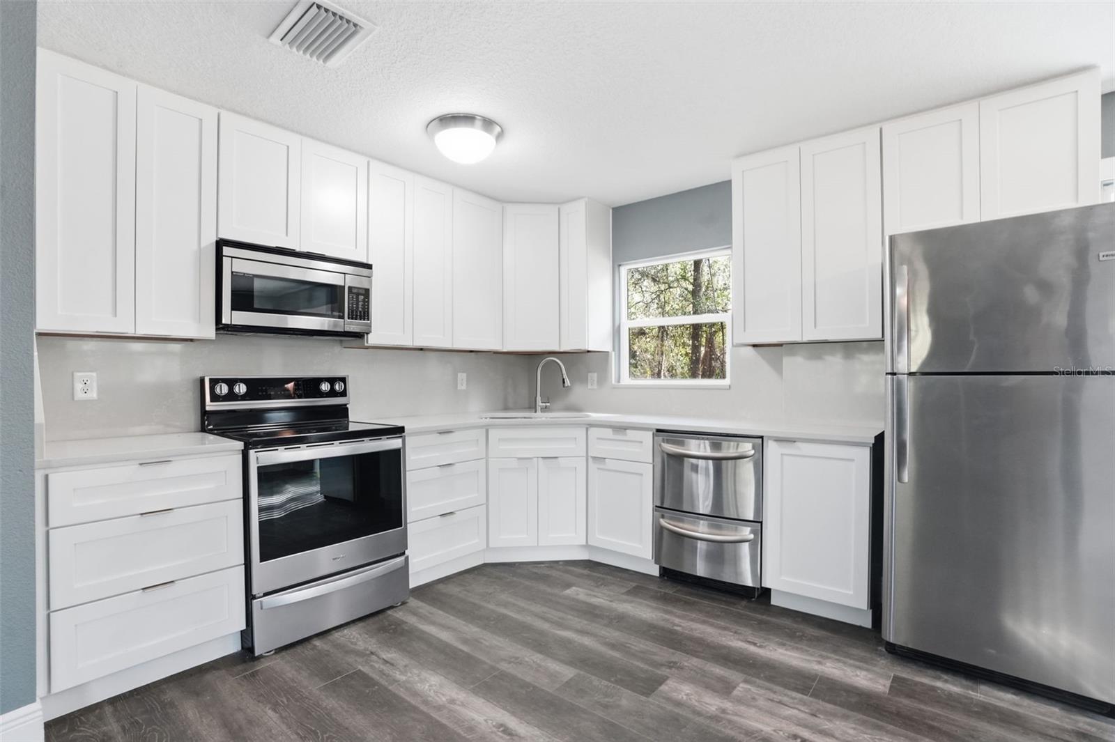 Image 2 of 35 For 16145 Snow Memorial Highway