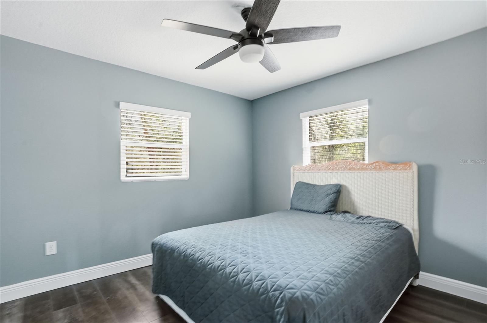 Image 4 of 35 For 16145 Snow Memorial Highway