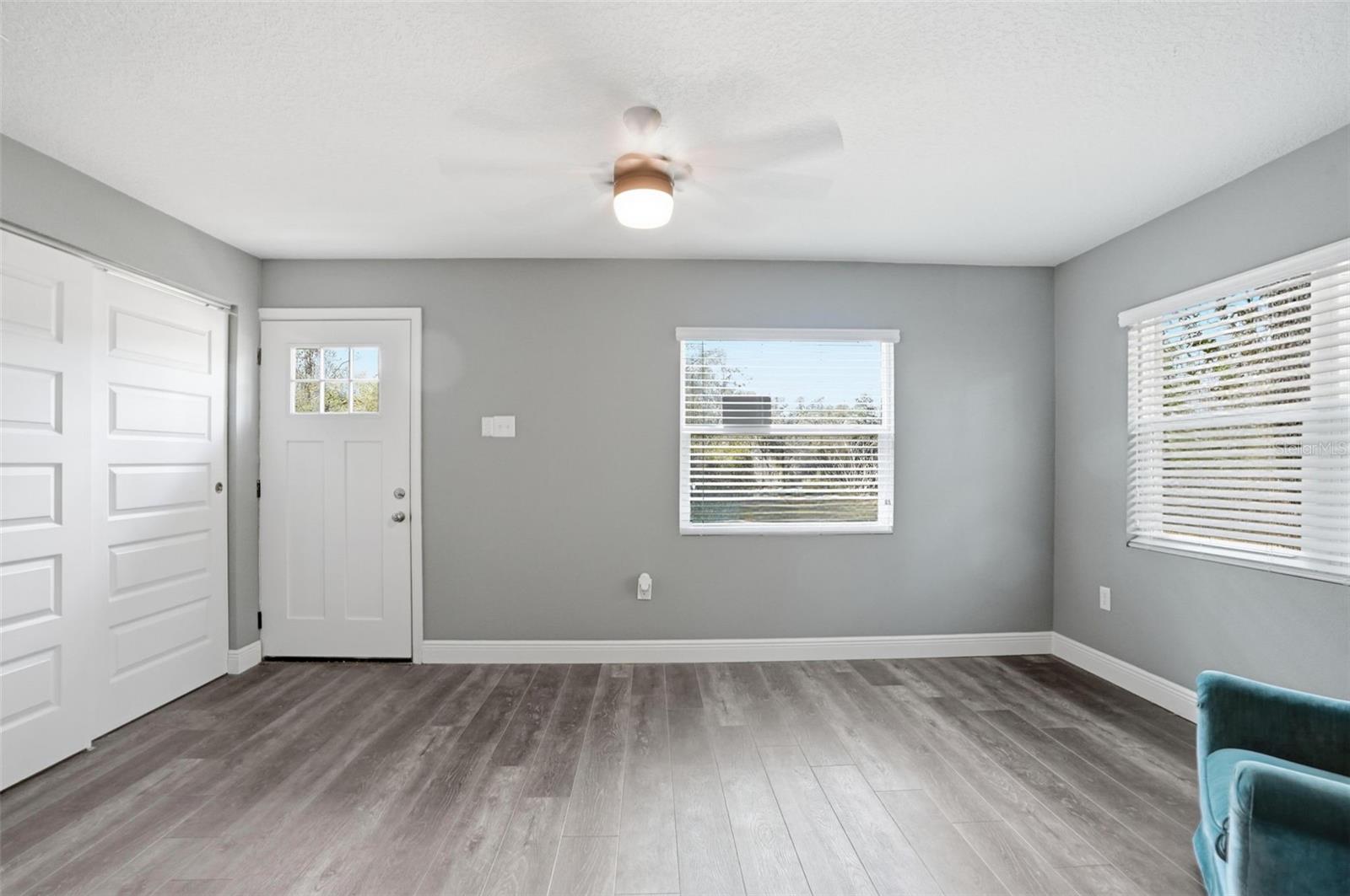 Image 8 of 35 For 16145 Snow Memorial Highway