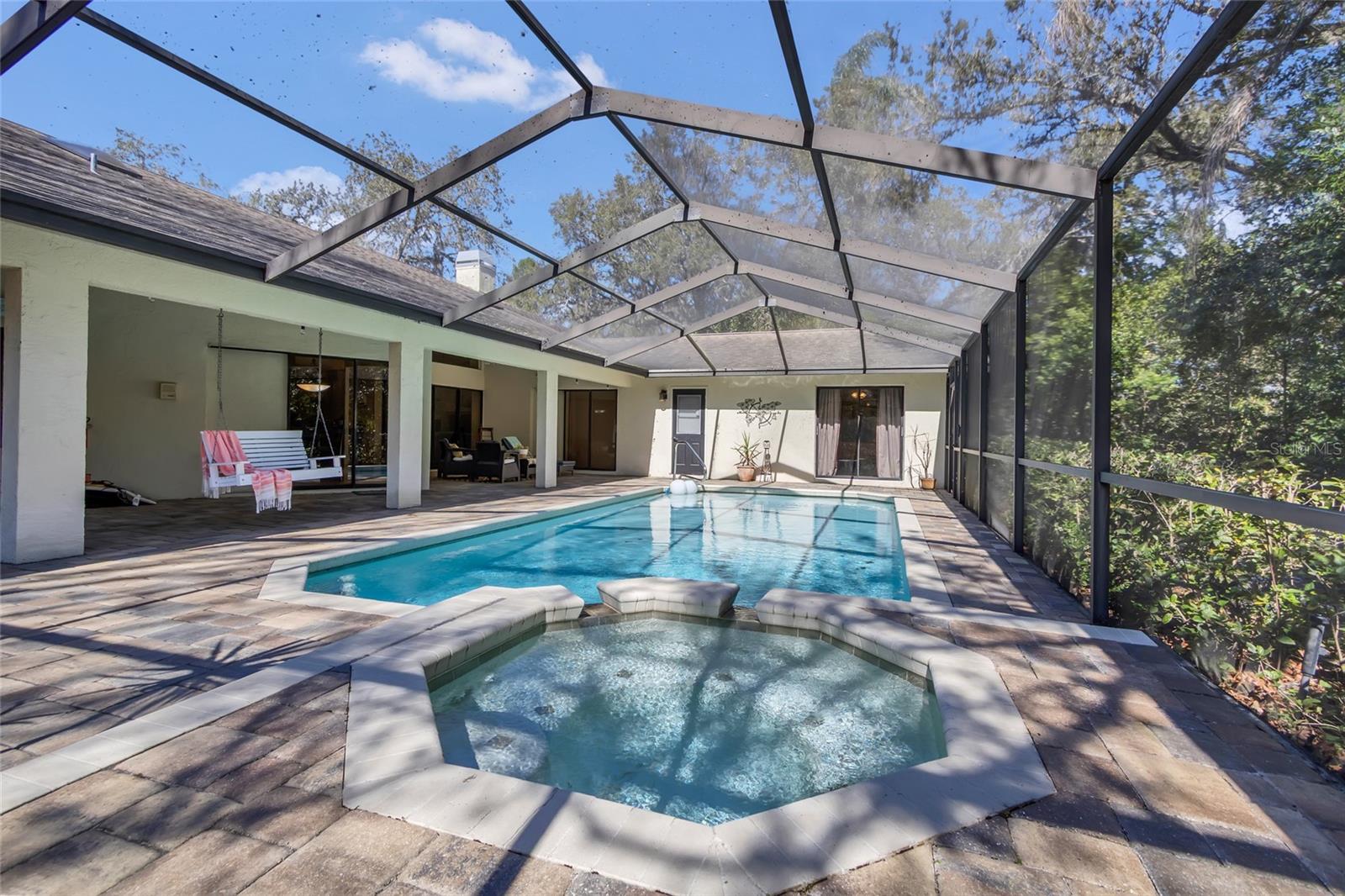 Listing photo id 44 for 8021 Moonlight Lane