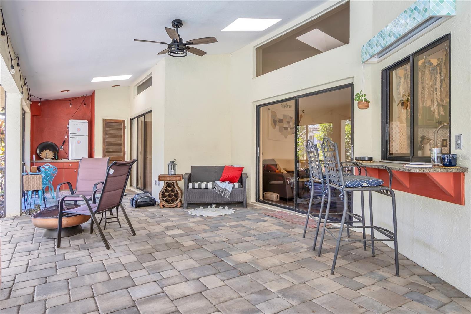 Listing photo id 47 for 8021 Moonlight Lane