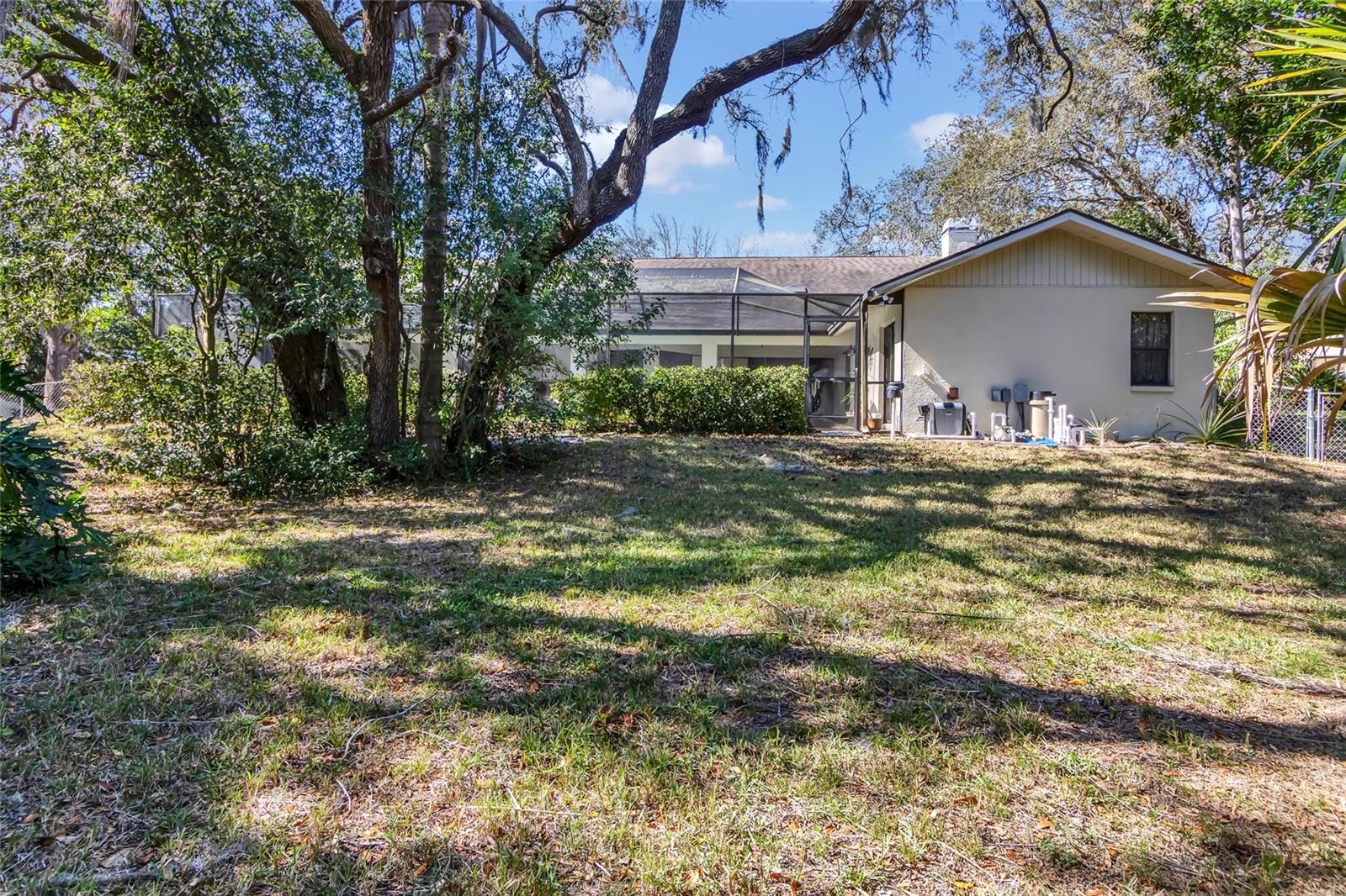 Listing photo id 54 for 8021 Moonlight Lane