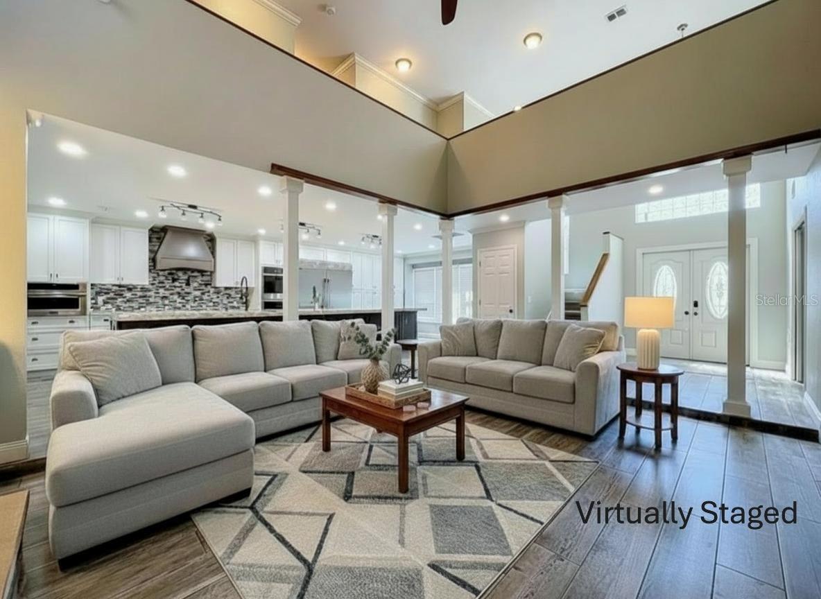 Listing photo id 11 for 10655 Lakeview Drive