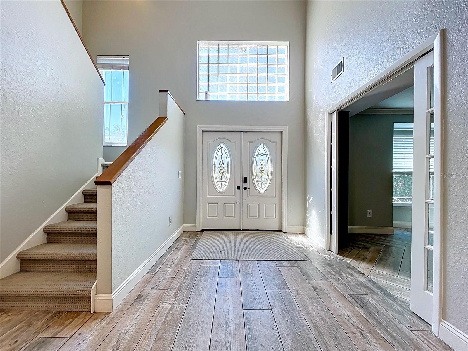 Listing photo id 29 for 10655 Lakeview Drive