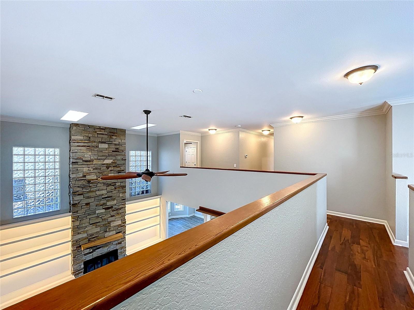 Listing photo id 31 for 10655 Lakeview Drive