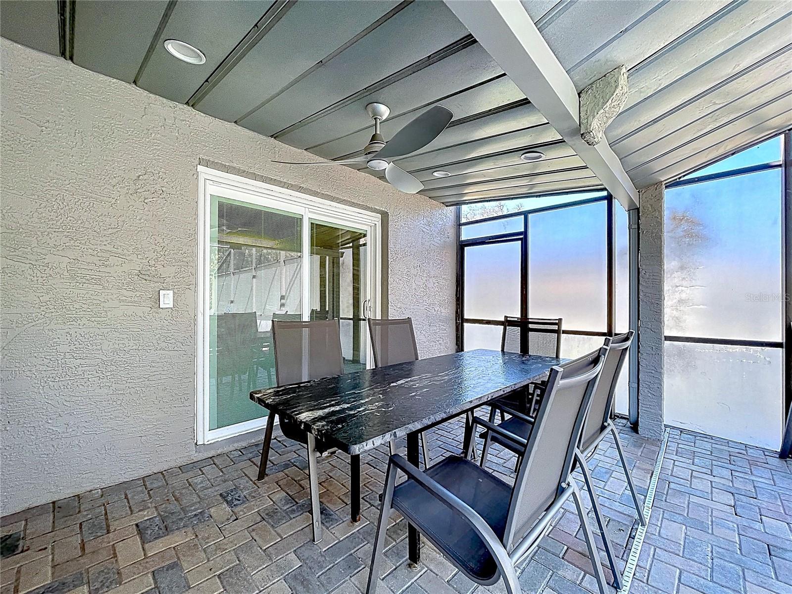 Listing photo id 55 for 10655 Lakeview Drive