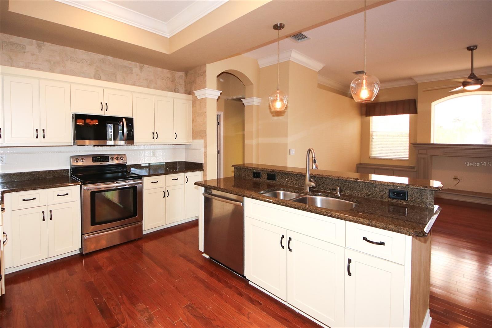 Image 12 of 46 For 8506 Coral Creek Loop