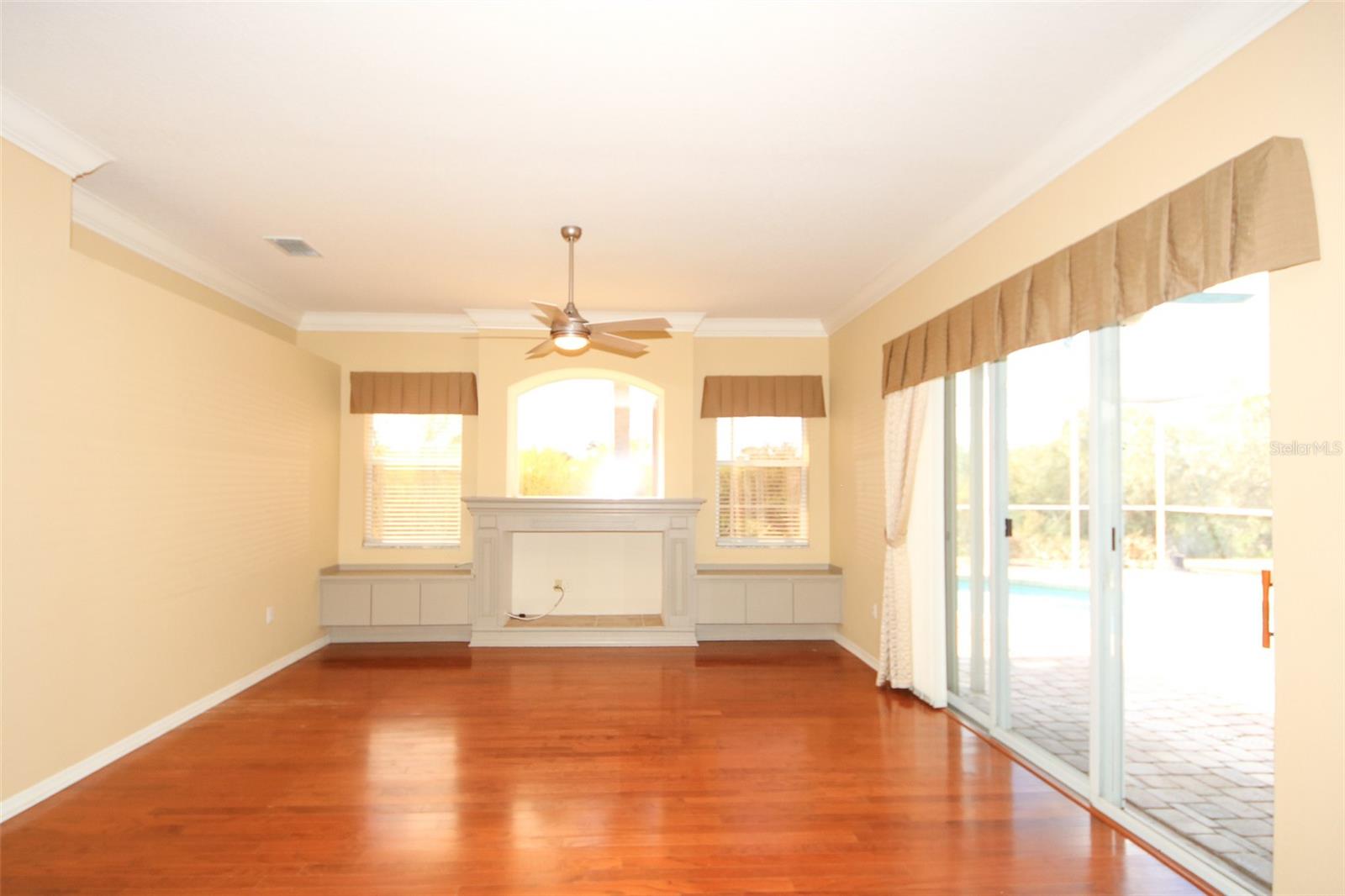 Image 16 of 46 For 8506 Coral Creek Loop