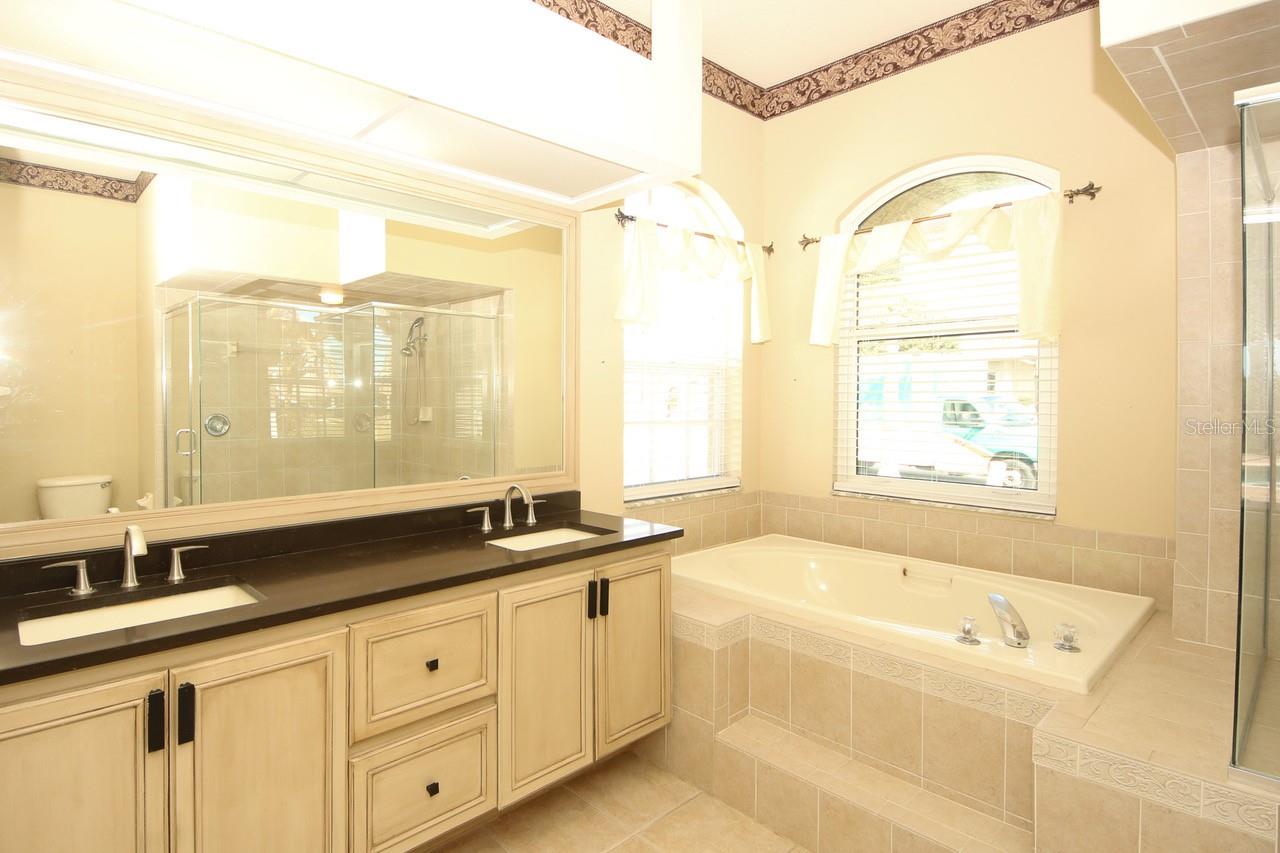 Image 20 of 46 For 8506 Coral Creek Loop