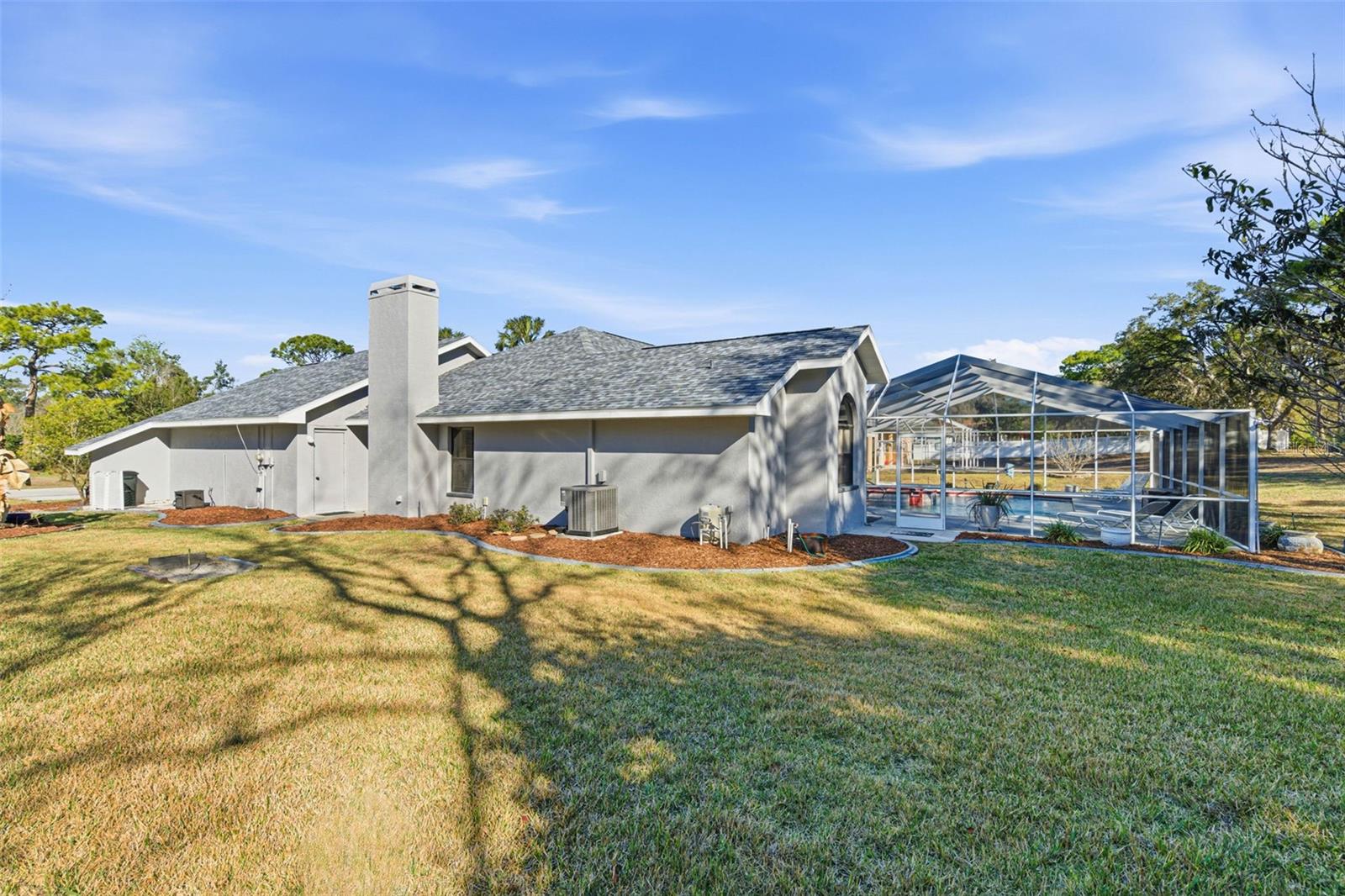 Listing photo id 27 for 3050 Stephanie Drive