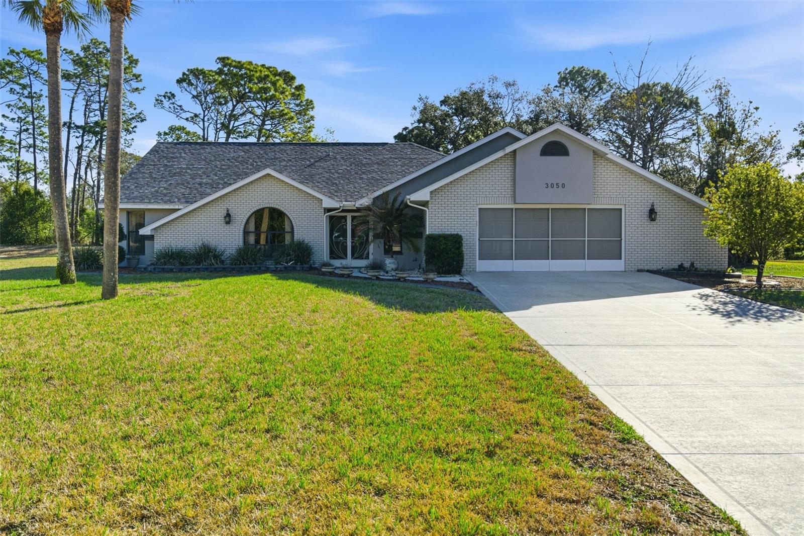 Listing photo id 64 for 3050 Stephanie Drive