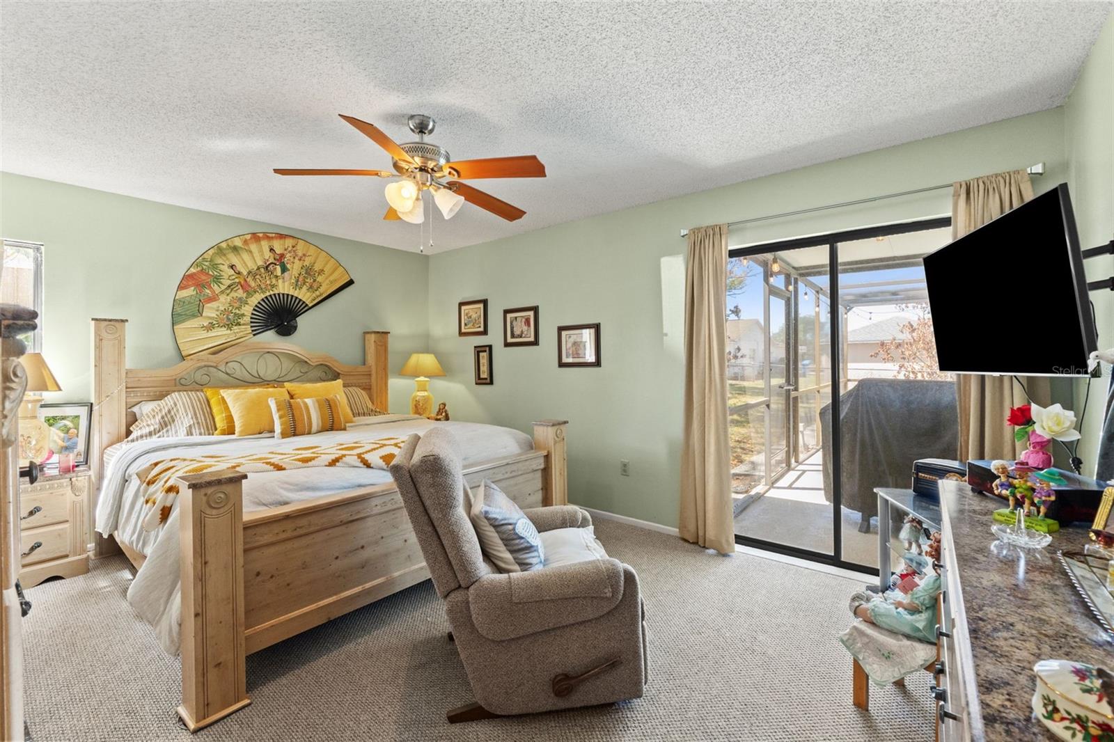 Image 16 of 34 For 4151 Montano Avenue