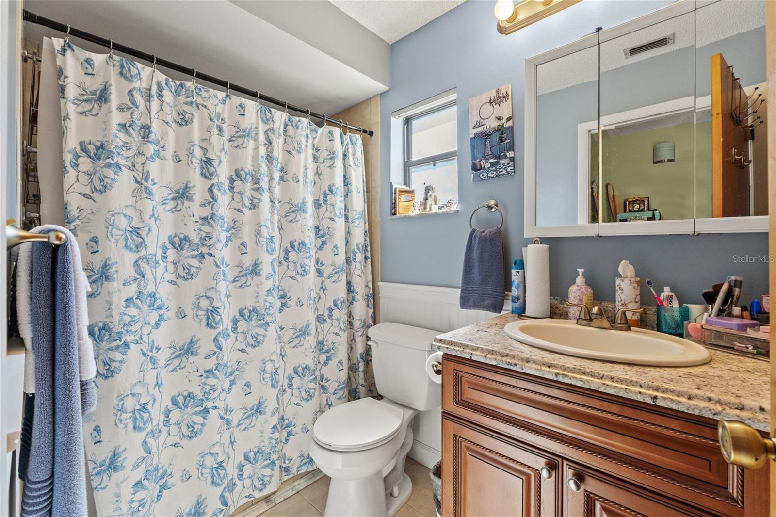 Image 18 of 34 For 4151 Montano Avenue