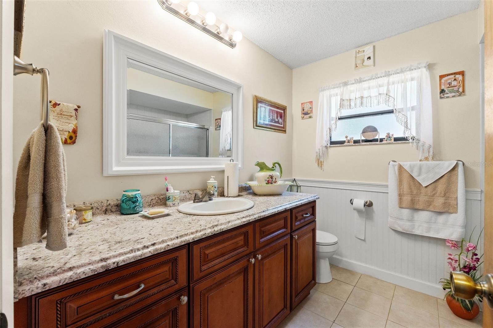 Image 24 of 34 For 4151 Montano Avenue