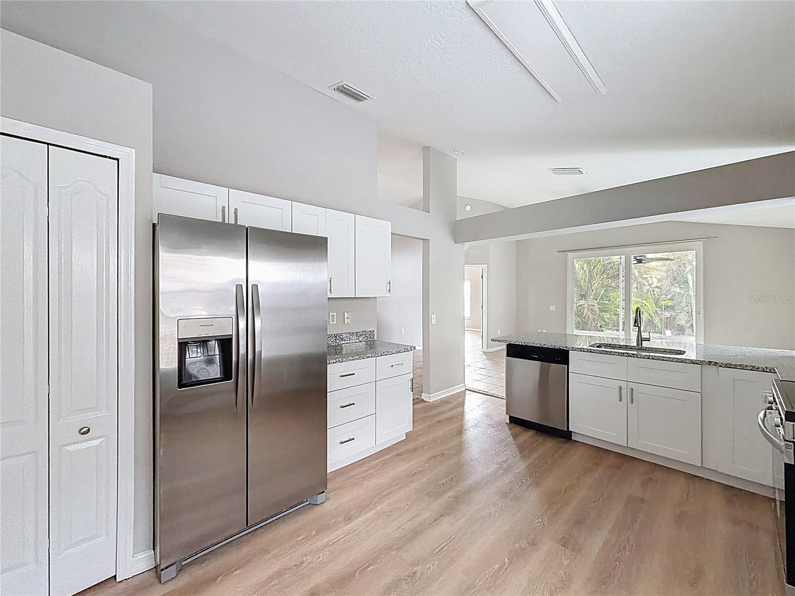 Image 12 of 46 For 4224 Savage Station Circle