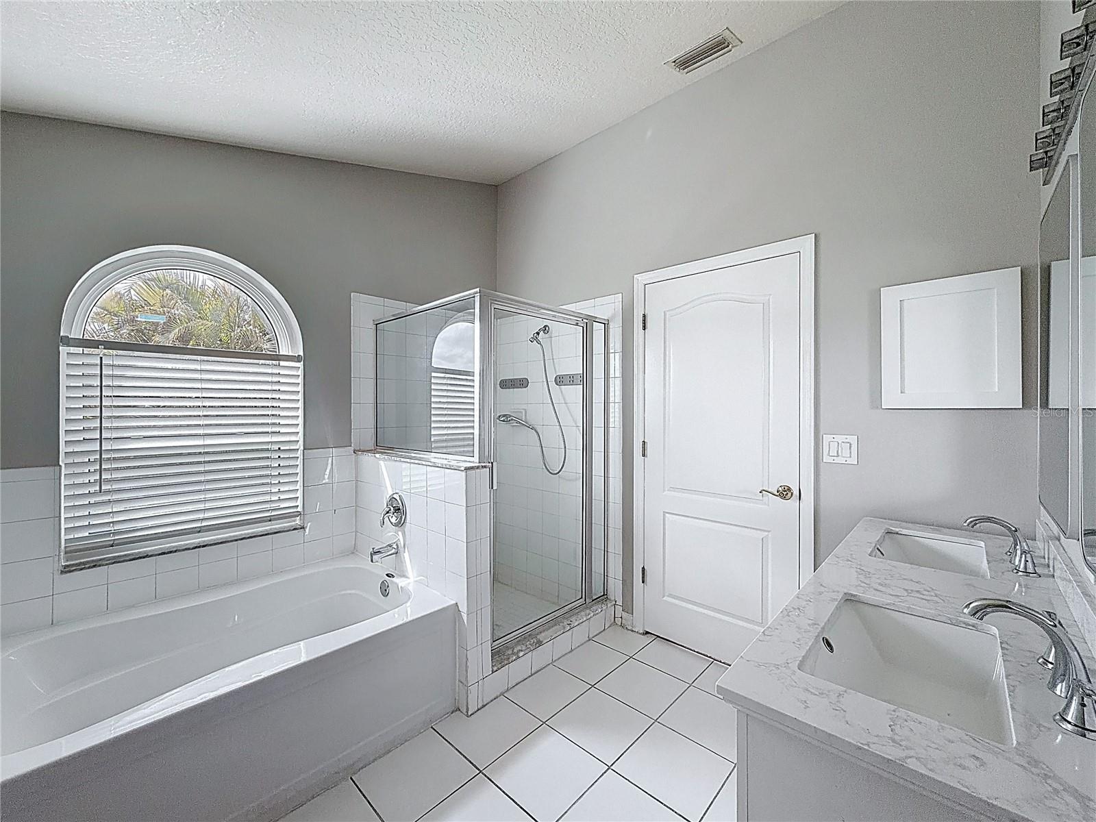 Image 21 of 46 For 4224 Savage Station Circle