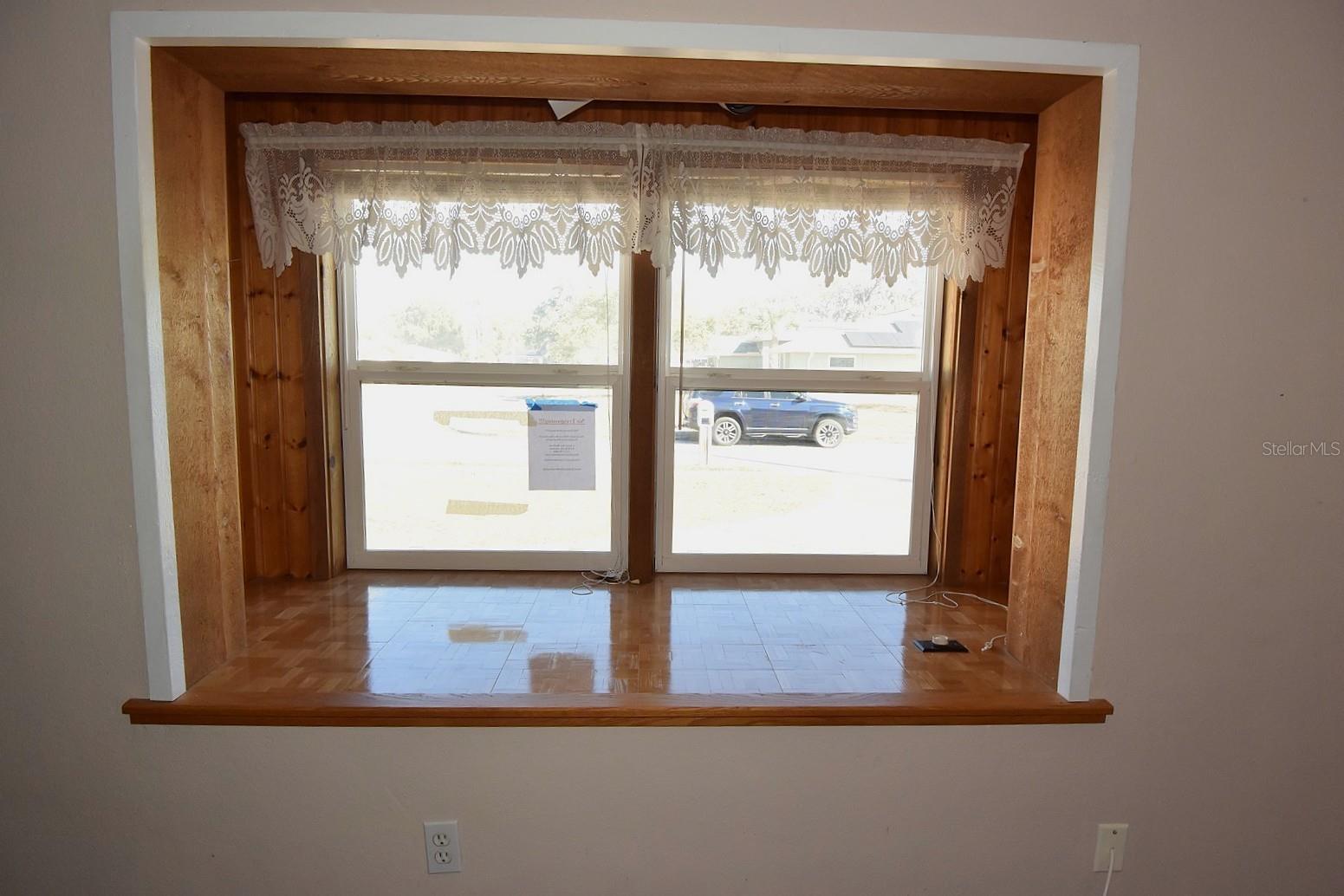 Image 7 of 56 For 5606 Belleza Drive