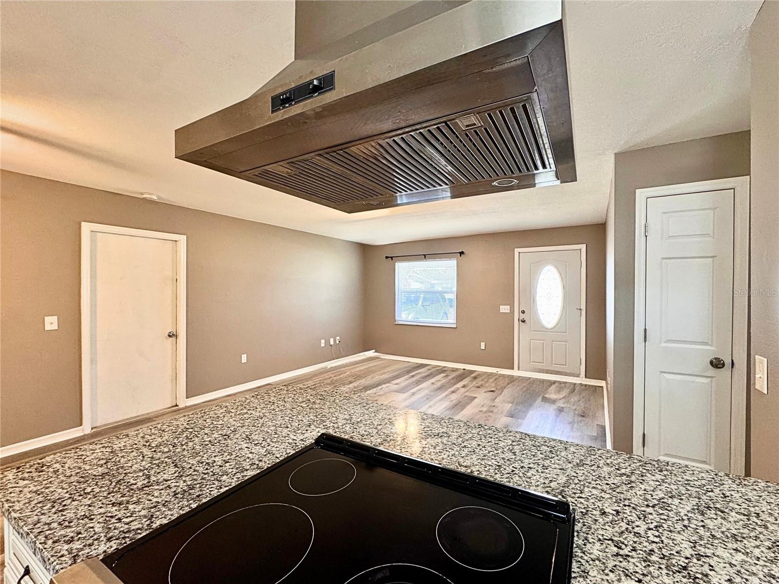 Image 9 of 23 For 1215 Gatewood Avenue