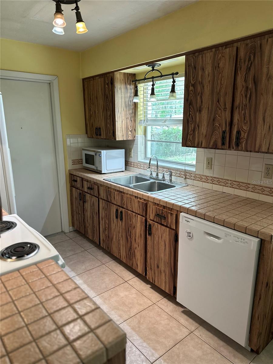 Image 11 of 28 For 5301 25th Place