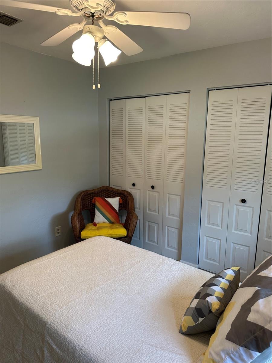 Image 18 of 28 For 5301 25th Place