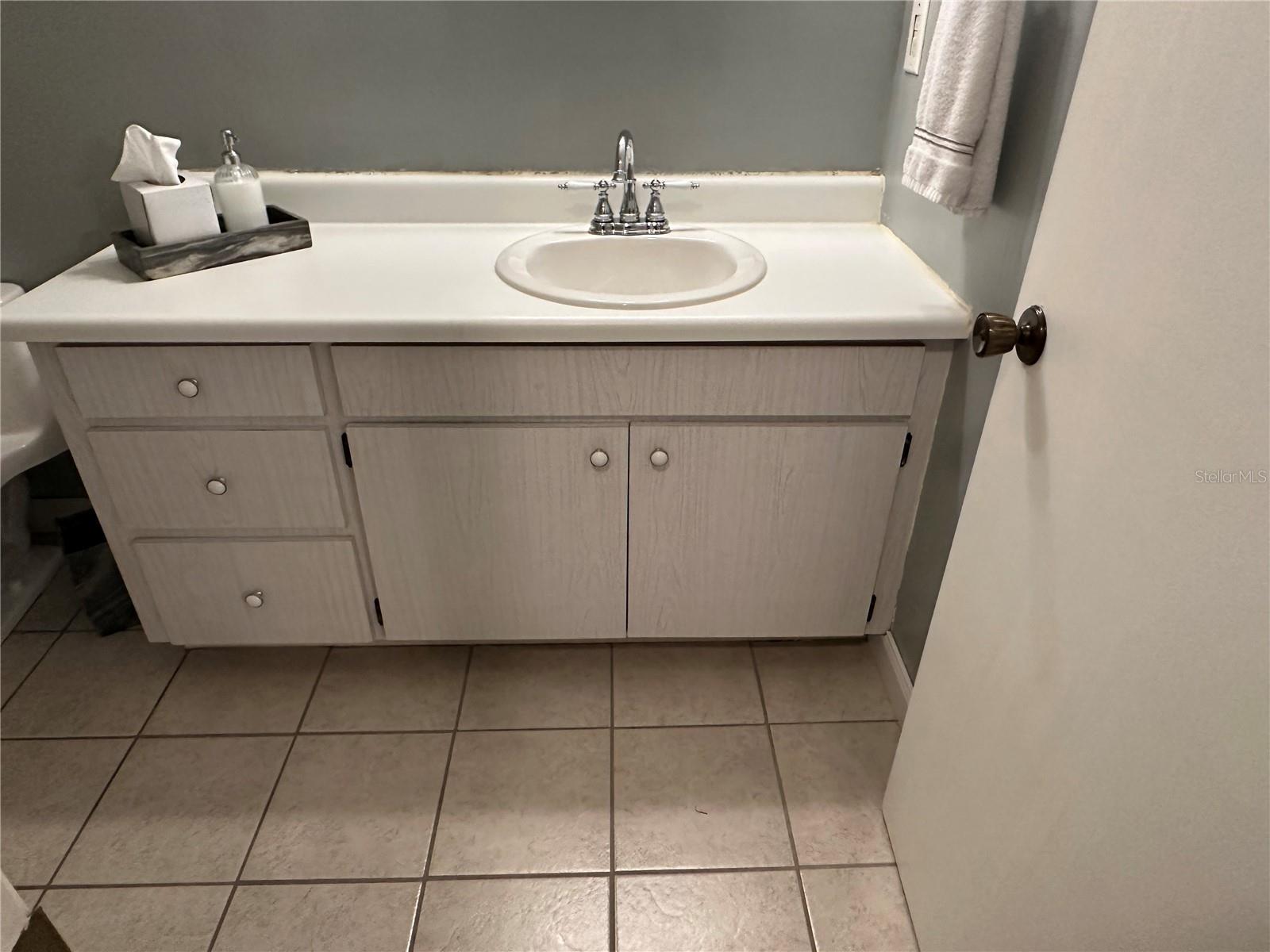 Image 19 of 28 For 5301 25th Place