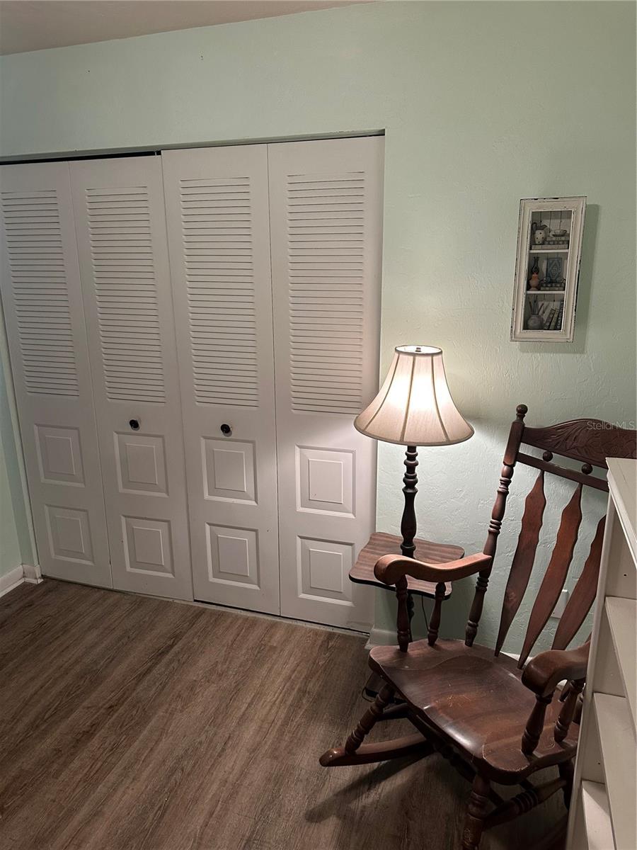 Image 21 of 28 For 5301 25th Place