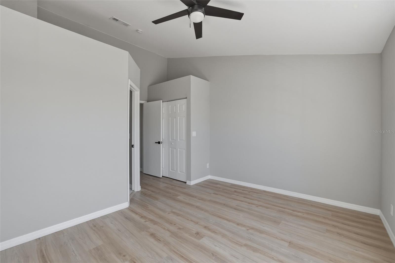 Image 20 of 29 For 6600 121st Avenue 3