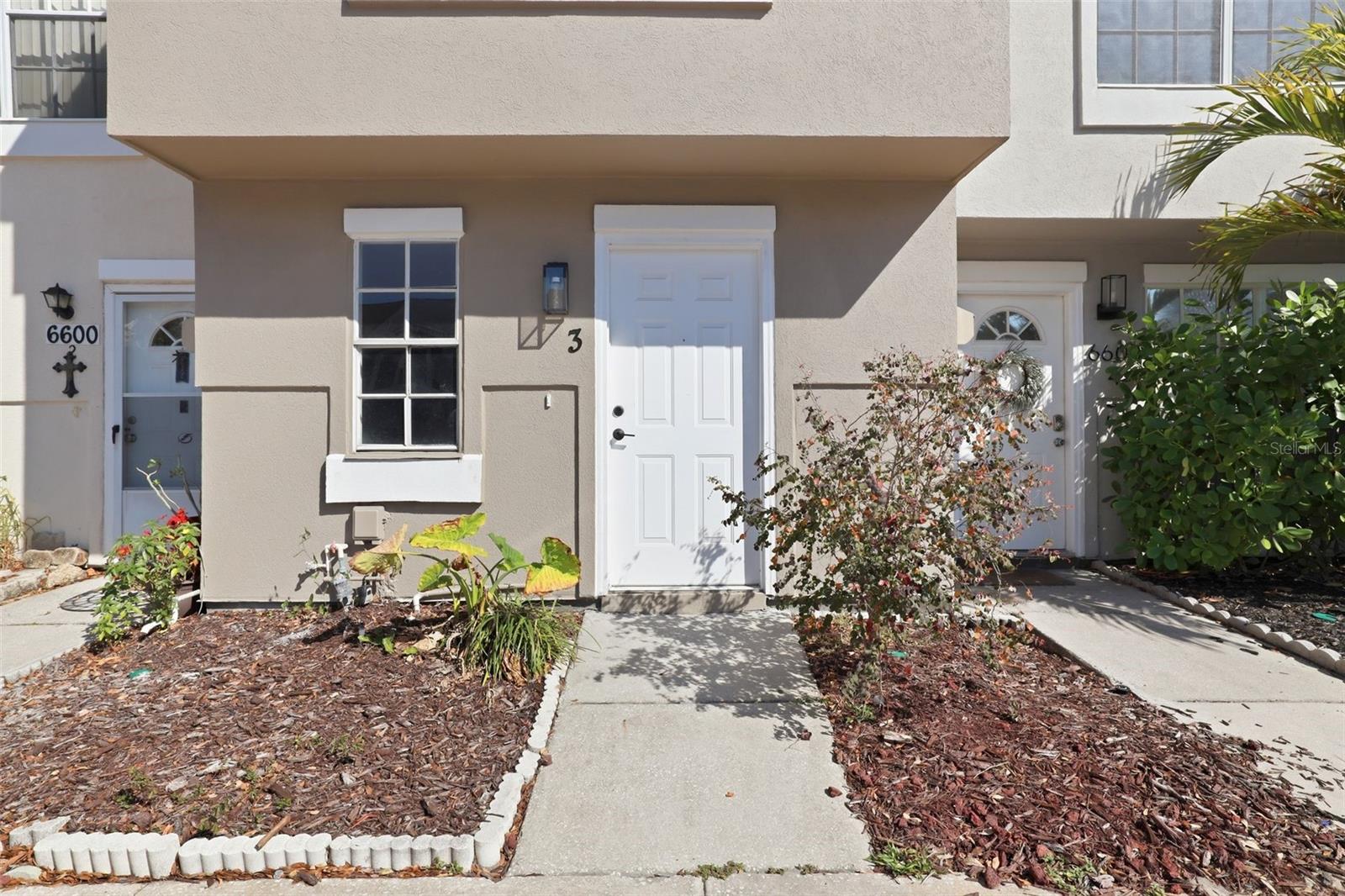 Image 3 of 29 For 6600 121st Avenue 3