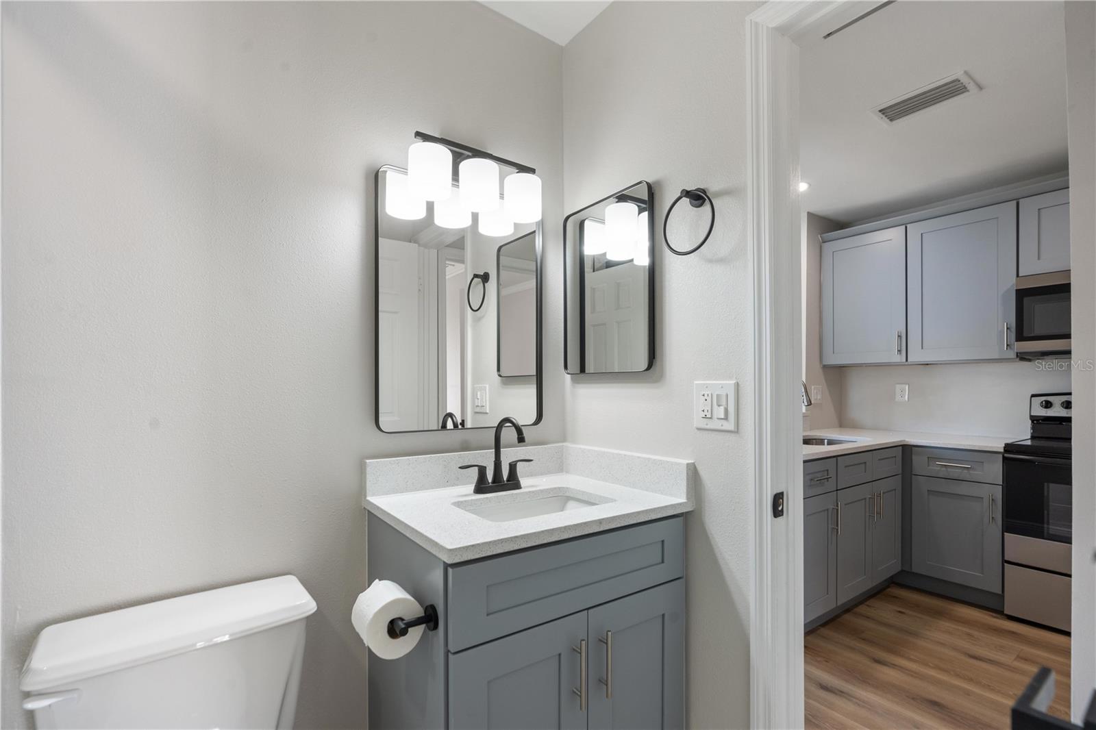 Image 14 of 30 For 3848 Lake Drive 137