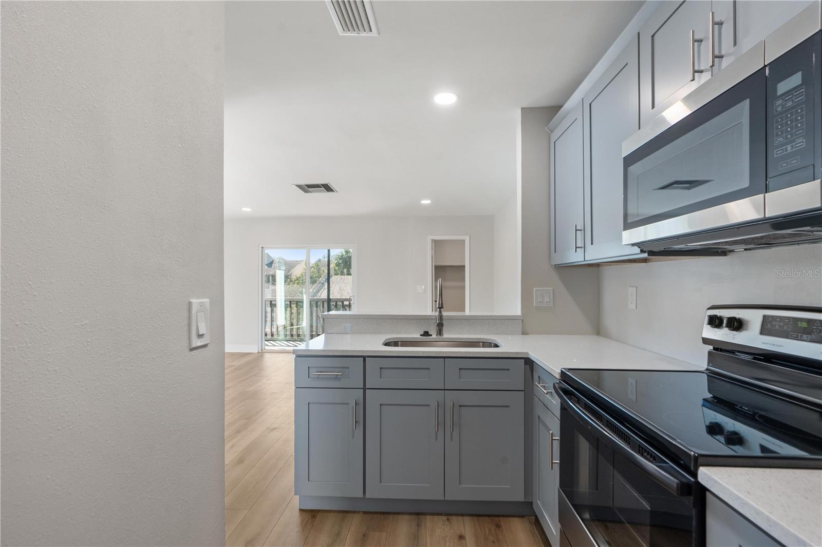 Image 3 of 30 For 3848 Lake Drive 137