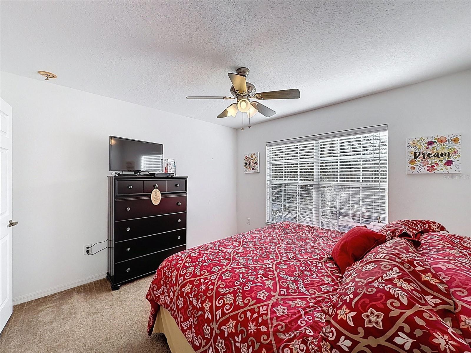 Image 18 of 41 For 11807 Castine Street