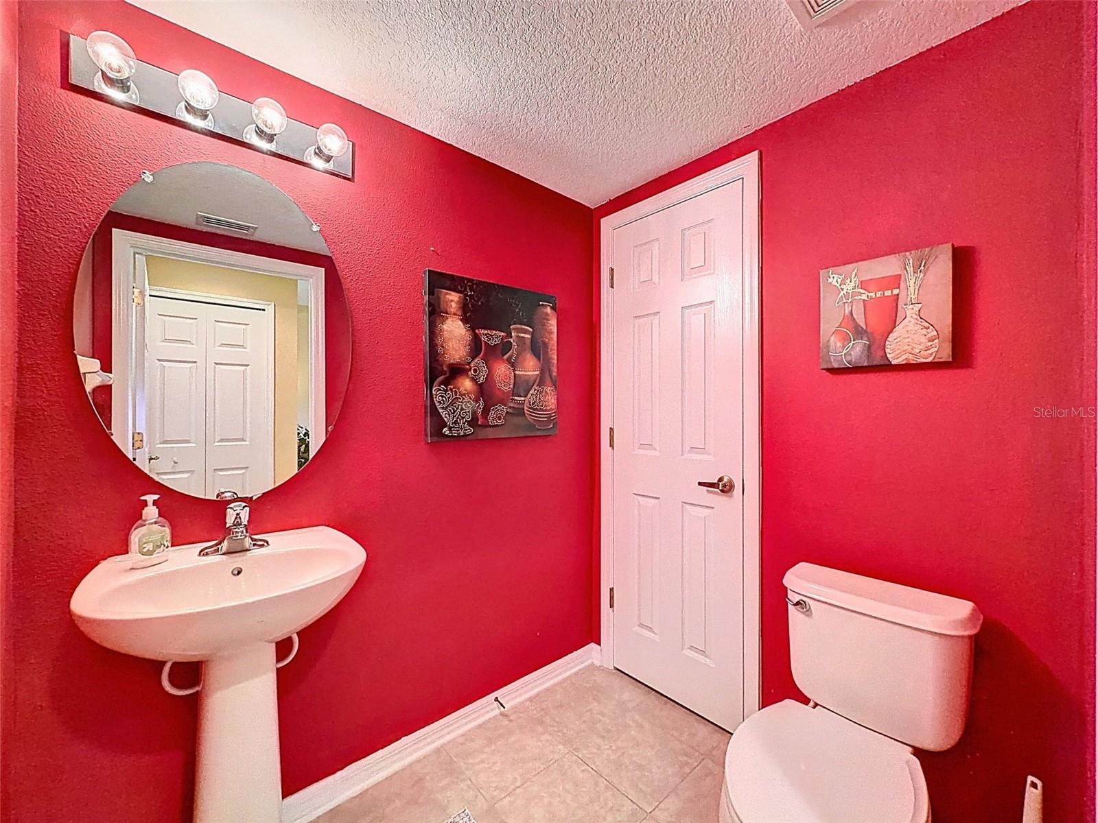 Image 21 of 41 For 11807 Castine Street