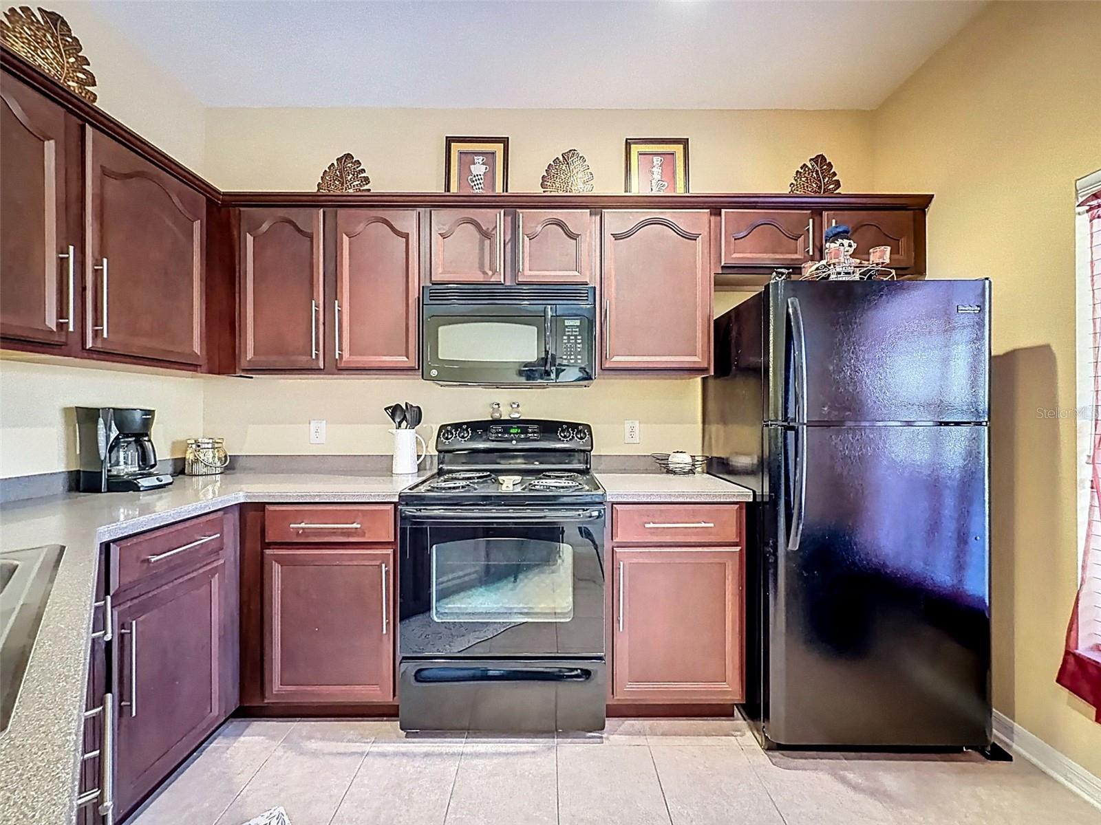 Image 7 of 41 For 11807 Castine Street