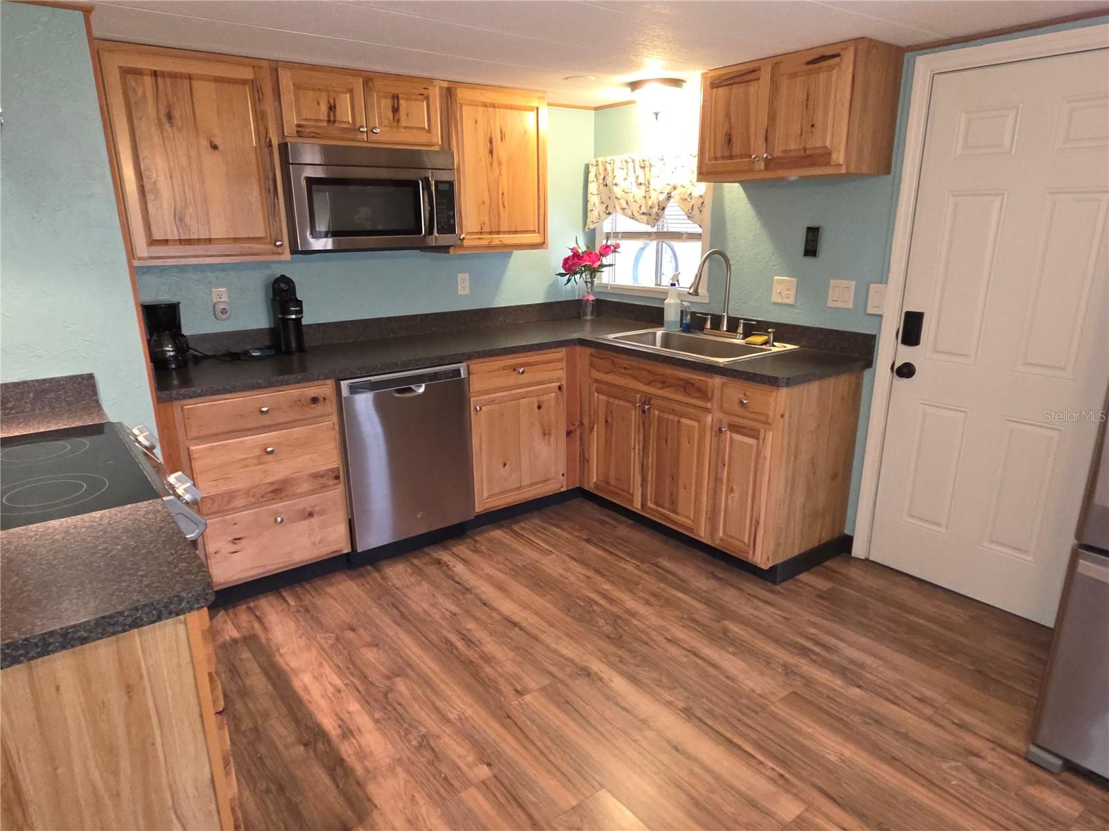 Image 2 of 19 For 12331 Fairway Avenue