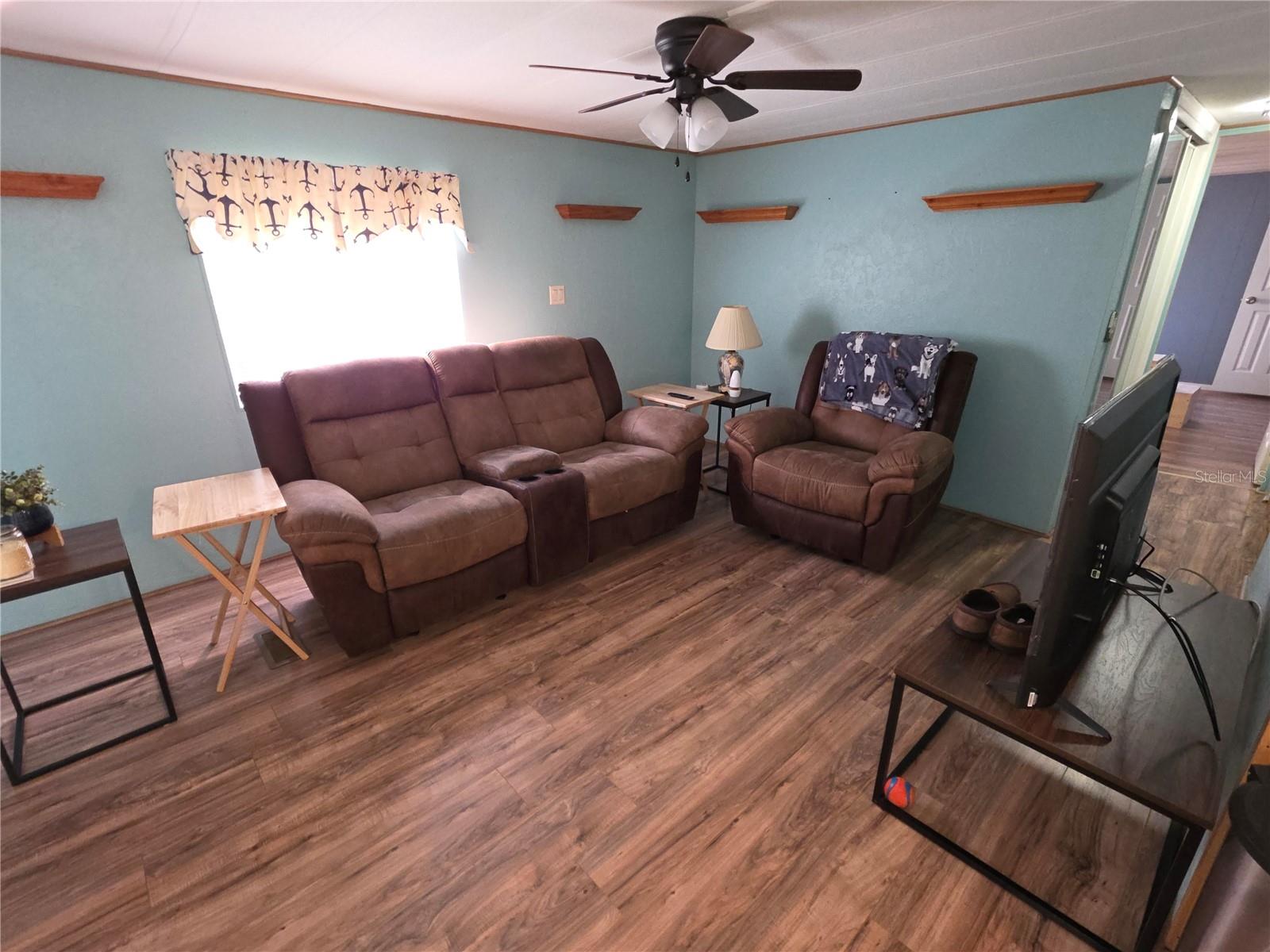 Image 6 of 19 For 12331 Fairway Avenue