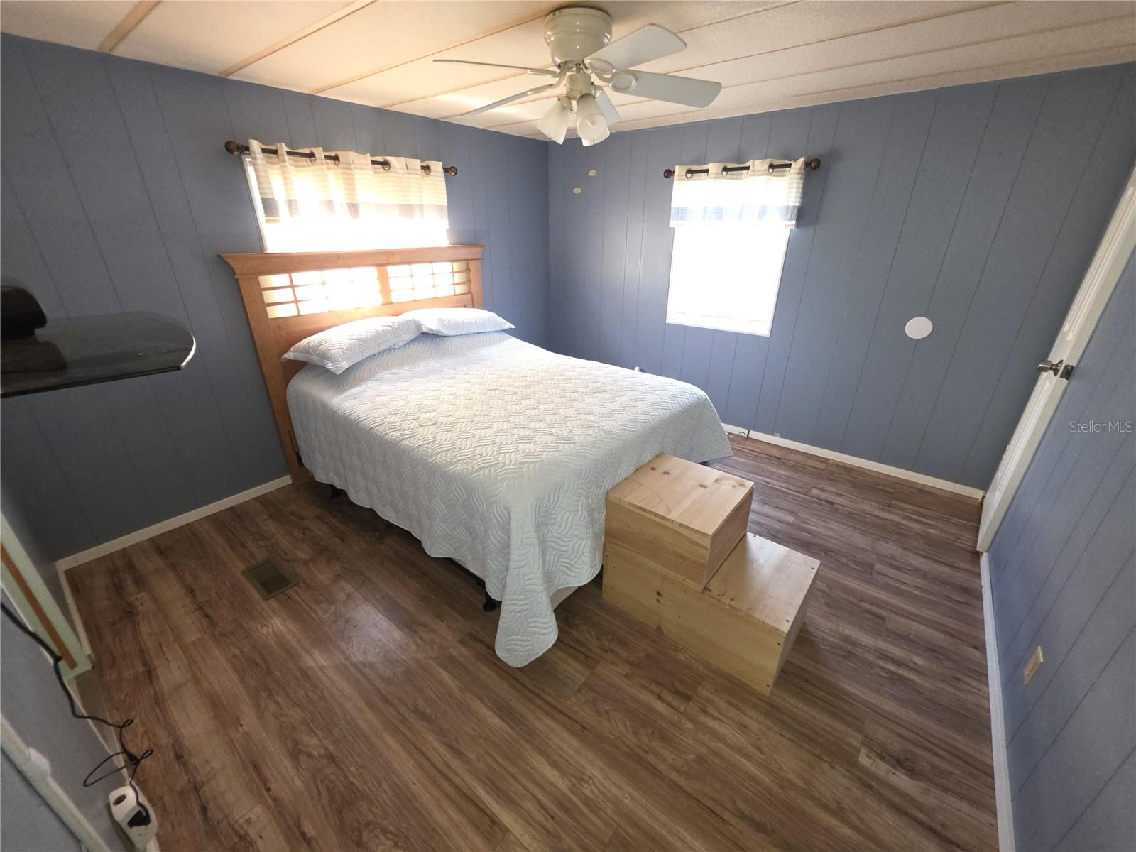 Image 8 of 19 For 12331 Fairway Avenue