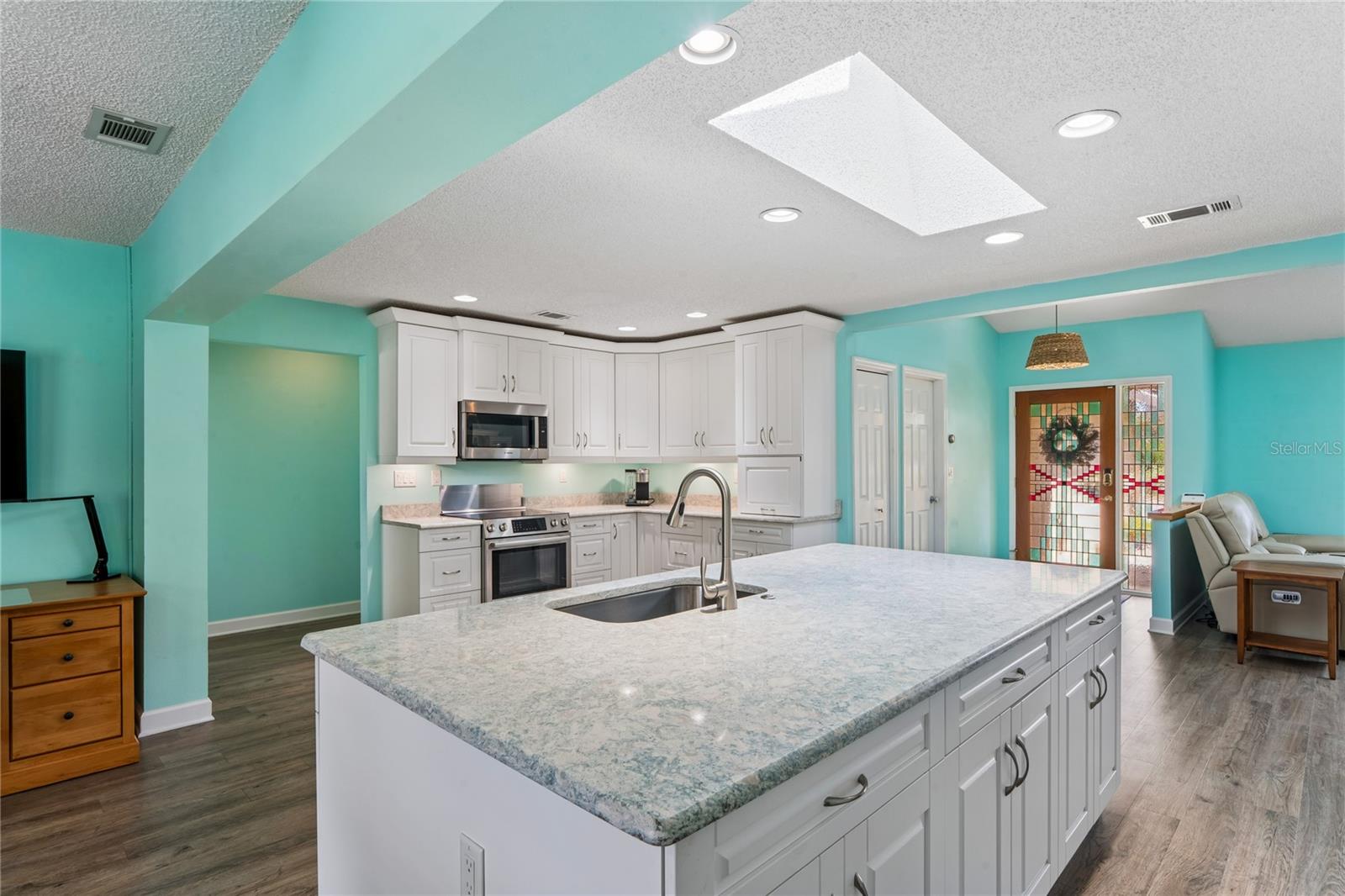 Image 18 of 80 For 3817 Erin Brook Drive