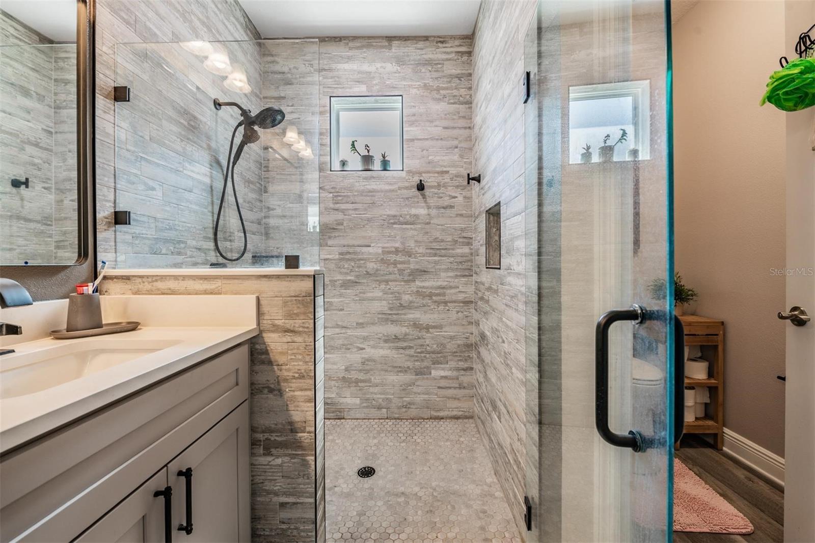 Image 21 of 52 For 3920 Night Star Trail