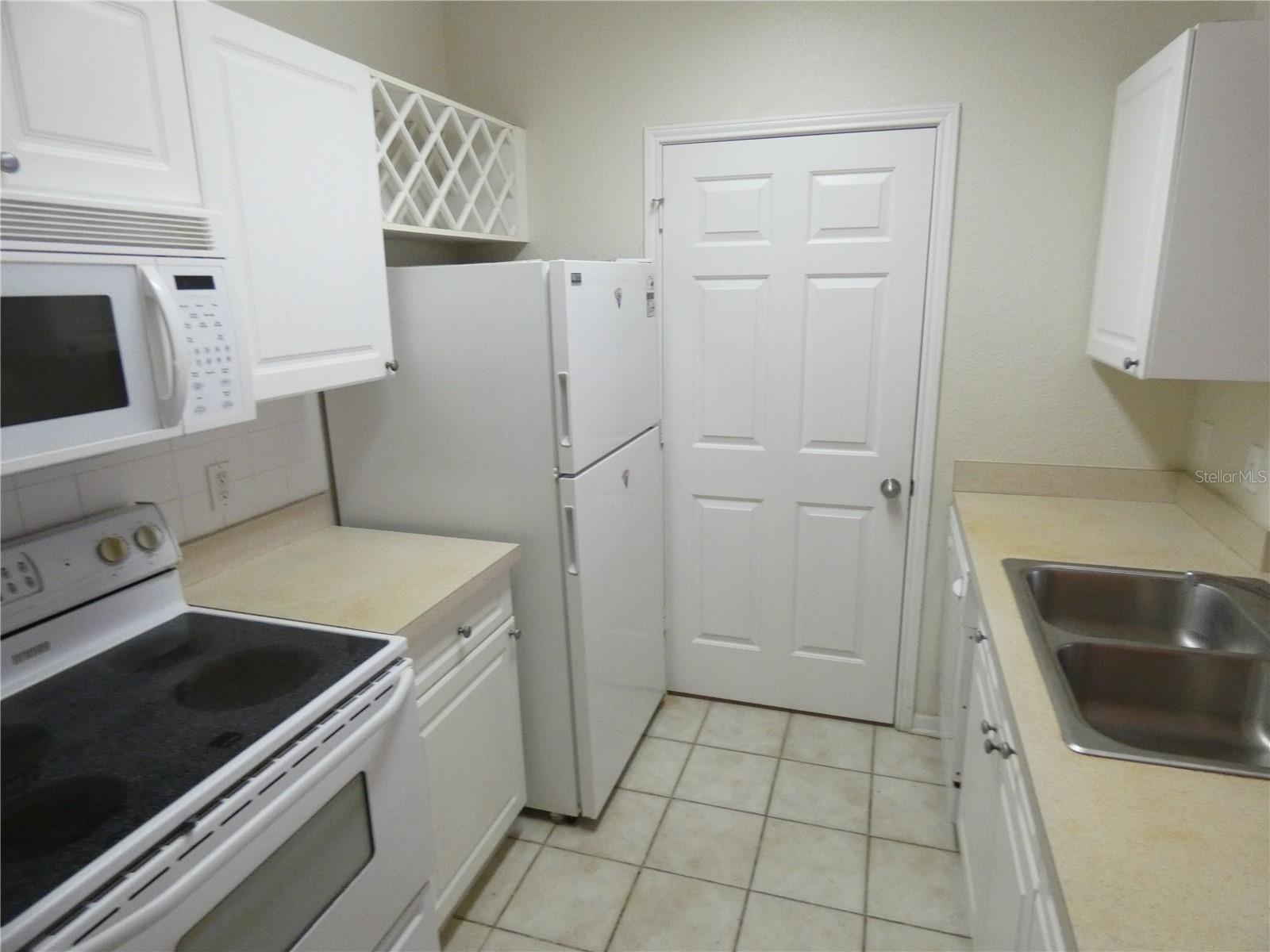 Image 5 of 24 For 1216 Missouri Avenue 209