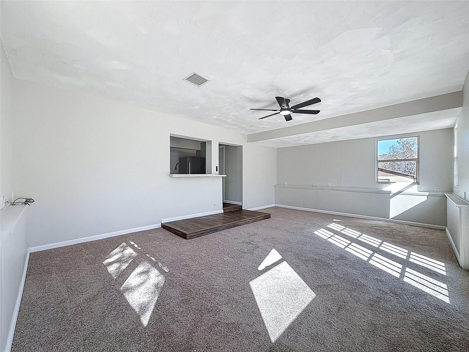 Image 13 of 29 For 6070 Honeysuckle Lane