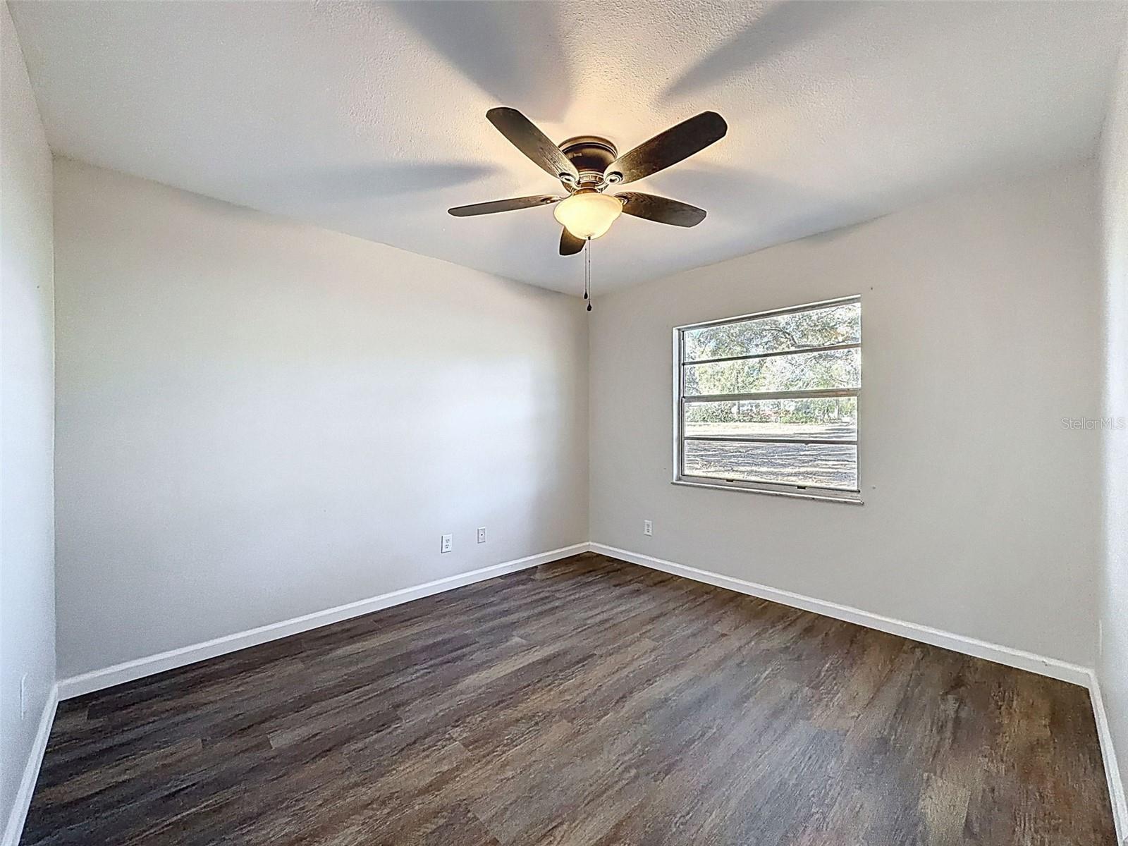 Image 18 of 29 For 6070 Honeysuckle Lane